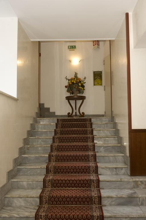 Hotel Domus Aventina Roma Exterior foto